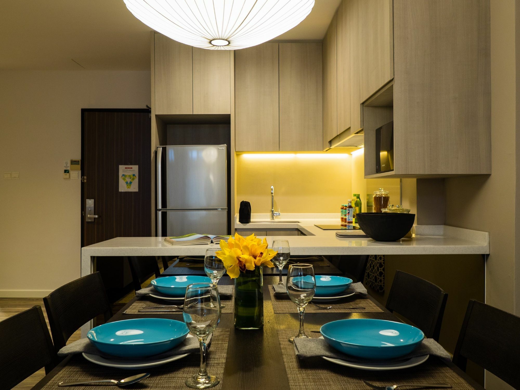 Parkroyal Serviced Suites Singapore Exterior foto